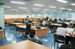 9 F <strong>Study Lounge</strong>